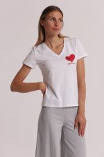 Camiseta con bordado de corazón - Imagen 5