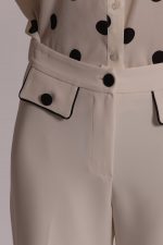 Pantalones con bordes en contraste - Imagen 2