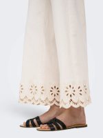 Pantalón vaquero crop bajo bordado Madison - Imagen 5