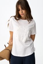 Camiseta Angel Create flores y perlas - Imagen 2