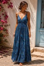 Vestido_largo_de_seda_tirante_estrecho_4.jpg
