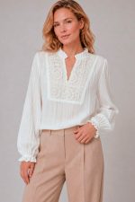 Blusa_con_canes_bordado_1.jpg
