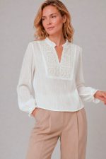 Blusa_con_canes_bordado_2.jpg