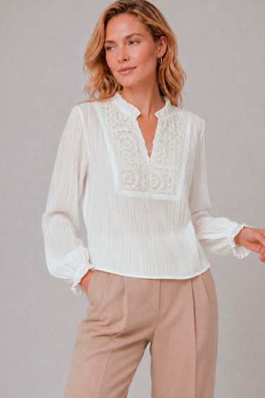Blusa_con_canes_bordado_2.jpg