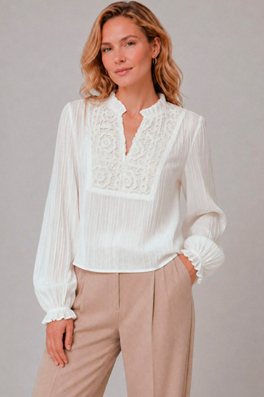 Blusa_con_canes_bordado_3.jpg