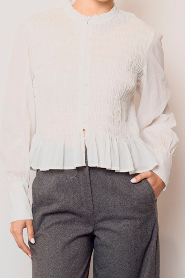 Blusa_nido_de_abeja_y_volante_bajo_1.jpg