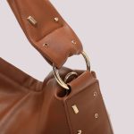 Bolso_con_aplicaciones_de_color_12.jpg