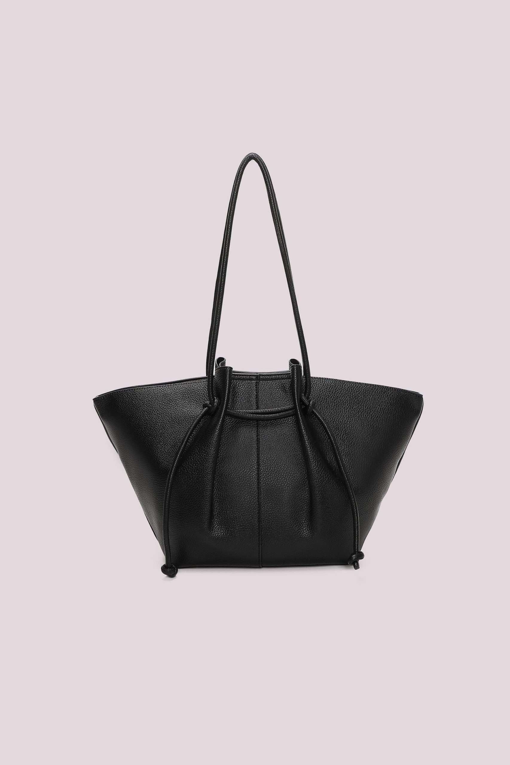 Bolso_de_hombro_grande_con_correas_largas_11.jpg