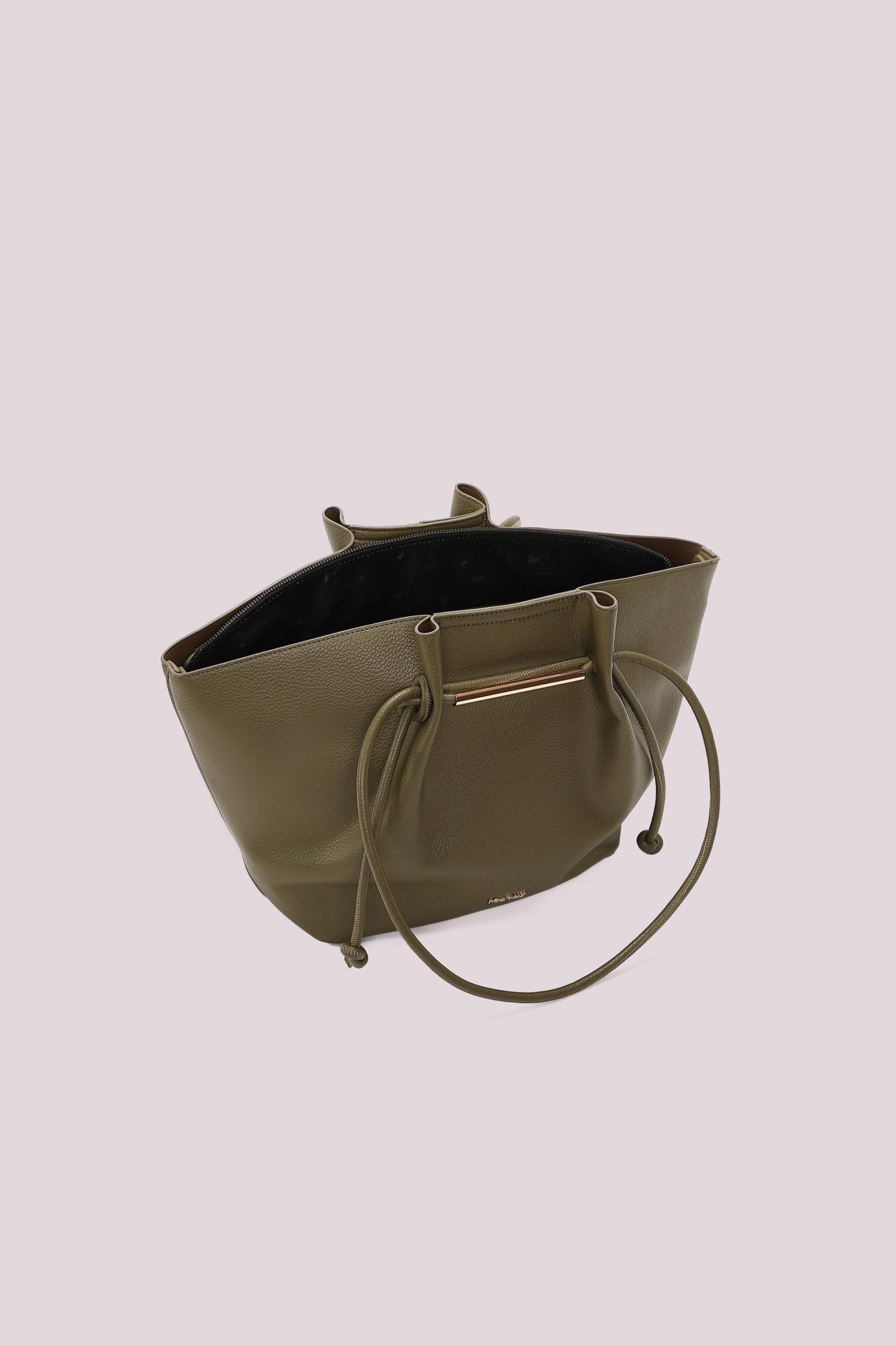 Bolso_de_hombro_grande_con_correas_largas_3.jpg