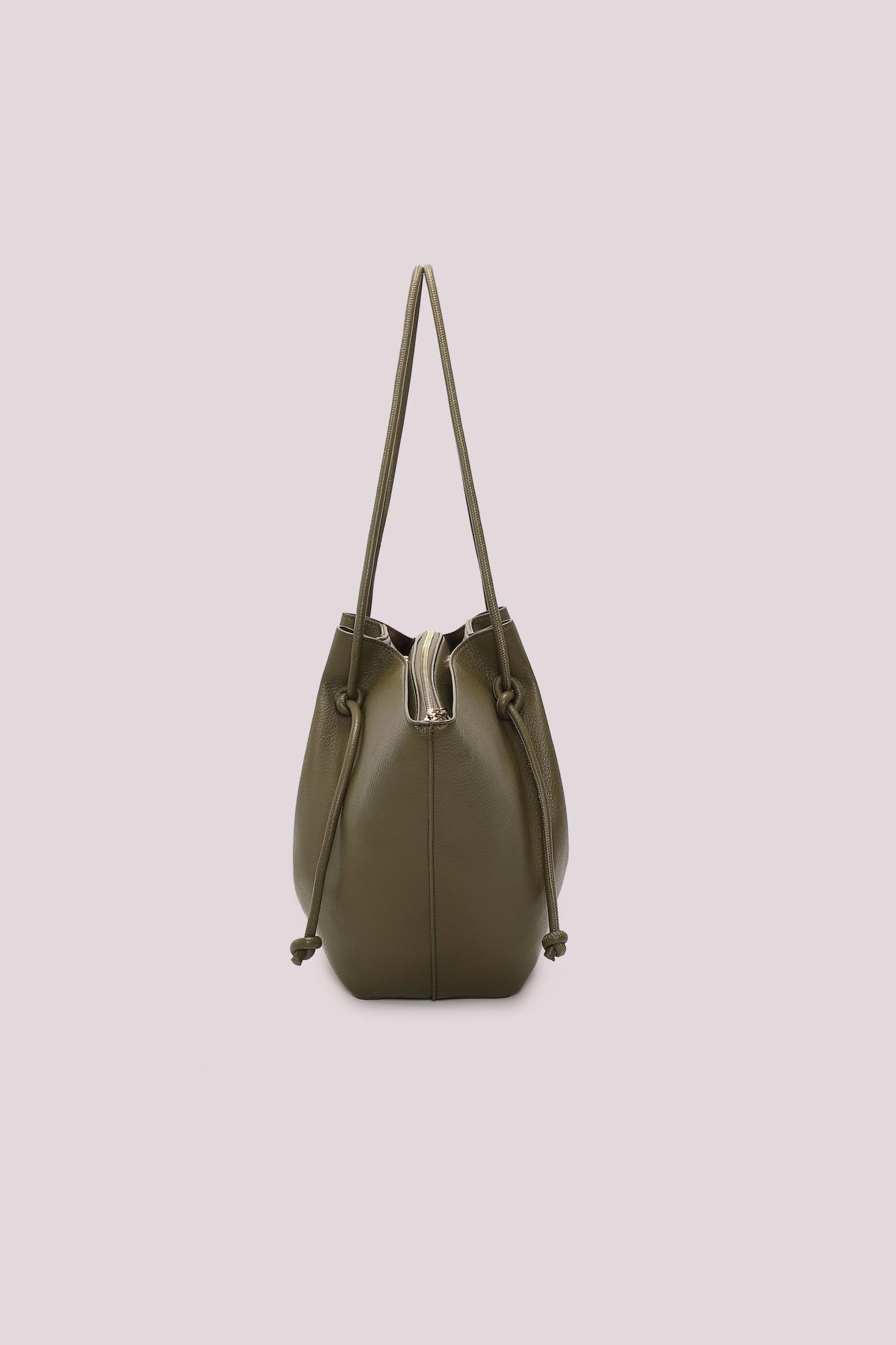 Bolso_de_hombro_grande_con_correas_largas_8.jpg