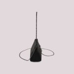 Bolso_de_mano_con_detalles_de_joyera_4.jpg
