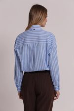 Camisa_de_rayas_con_aplicaciones_delanteras_6.jpg