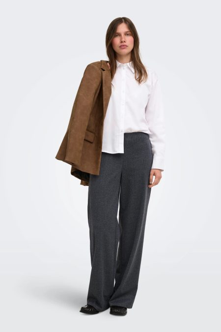 F_15381878_M_5100263_Front_Full.jpg