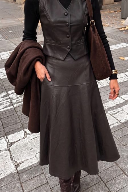 Falda_evas_polipiel_Leire_2.jpg