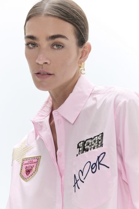 camisa-popelin-con-detalles-y-parches_1.jpg